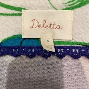 Deletta floral mini dress.